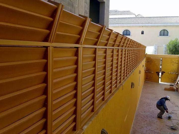 الليكسان أم القماش للمظلات؟ الفرق في التحمل والضوء والتكلفة
